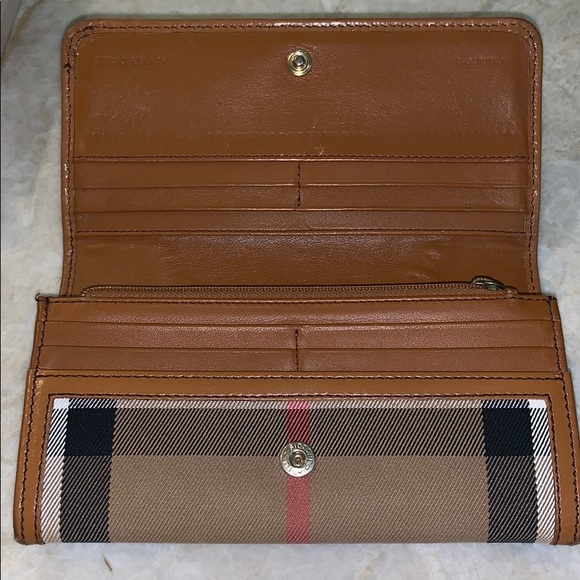 Wallet - Picture 4 of 7